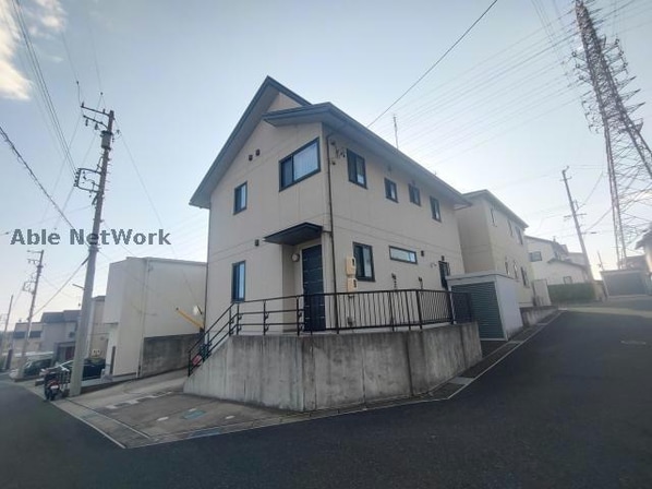 安久路戸建の物件外観写真